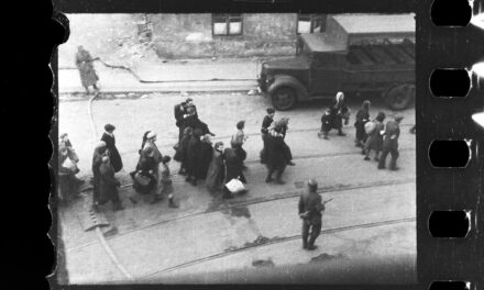 ‘The images will stay with me for the rest of my life’: Warsaw Ghetto Uprising photos revealed