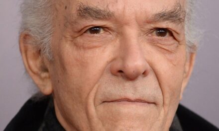 Character actor Mark Margolis dies at 83