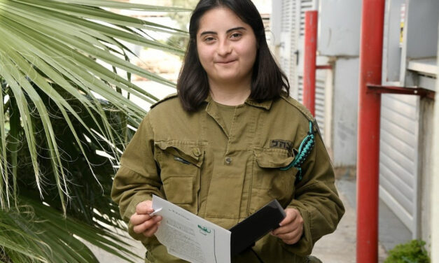 IDF soldier with Down’s Syndrome eager to swap uniform for chef hat