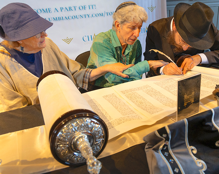 Columbia County Chabad celebrates new Torah completion