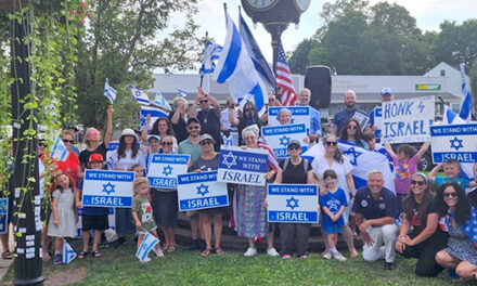 Local group rallies in Delmar against  anti-Semitism and in support of Israel