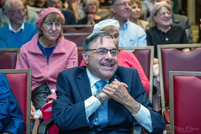 Rabbi Riskin’s new book portrays Judaism as a love story