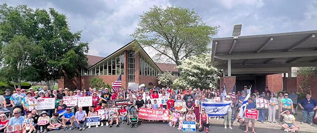 Hundreds demand release of hostages at ‘Run for their lives’ peaceful walk