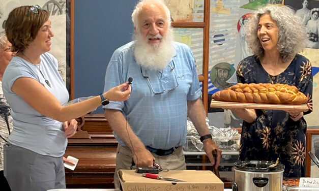 Art, Torah, bread; Saratoga community bids farewell to Temple Sinai’s former rabbi couple