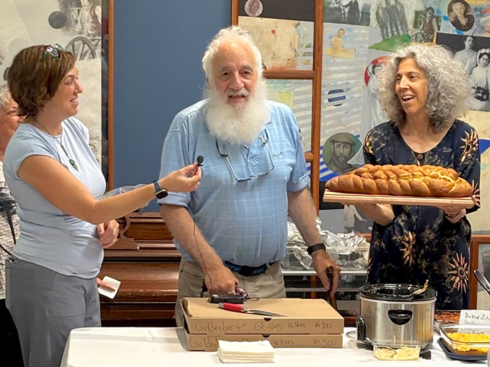 Art, Torah, bread; Saratoga community bids farewell to Temple Sinai’s former rabbi couple