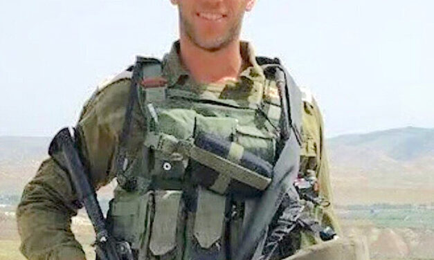 Israeli rabbi presides at wedding of fallen son’s ex-fiancée