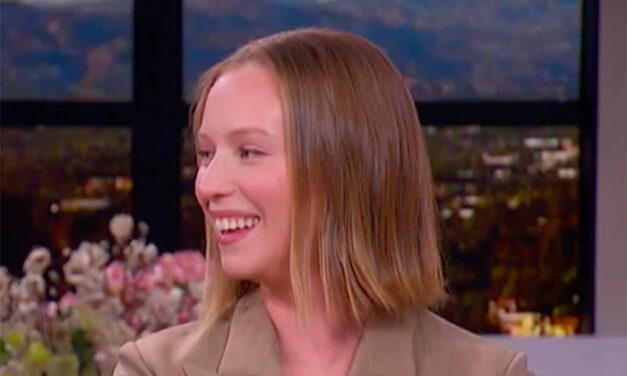 ‘Free Palestine,’ says Jewish actress during Emmy Award acceptance speech