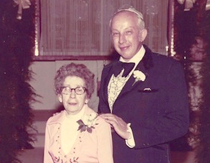 Gratitude for the important people in our lives  at Thanksgiving